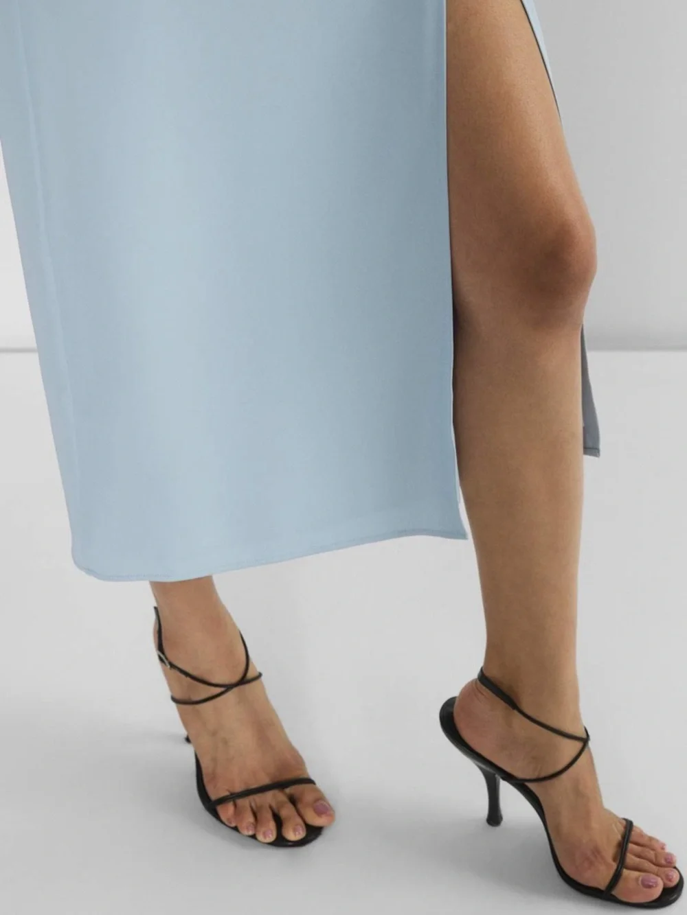 NWT Babaton 90s Slit Midi Dress Glimmer Ice Blue Size 6 - Picture 15 of 16